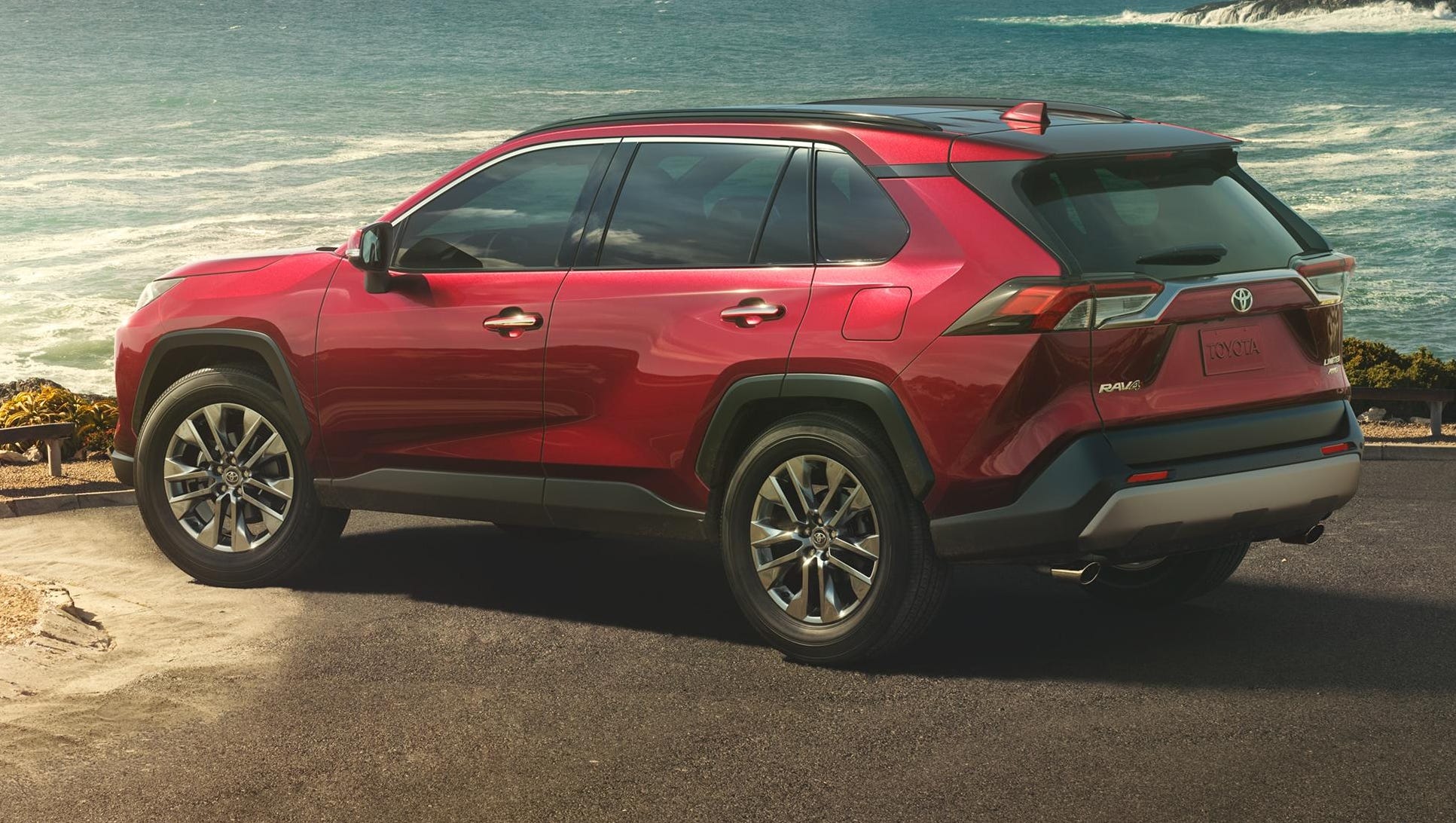 The 2019 RAV4 will offer a new all-wheel drive system and sporty XSE Hybrid model.