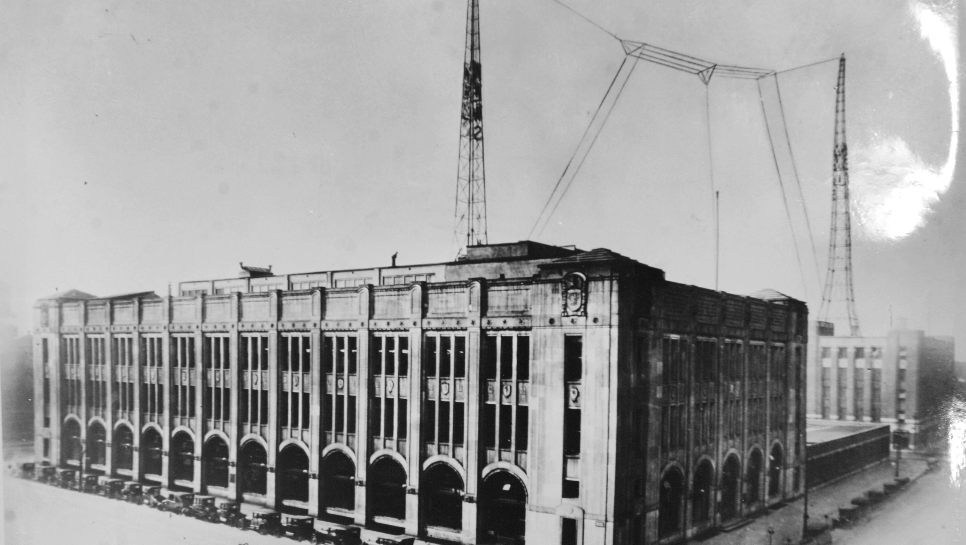 This view of The Detroit News building in November 1926 shows that a second radio tower had been added on top of the parking garage across Third Street. It rose 265 feet above street level.