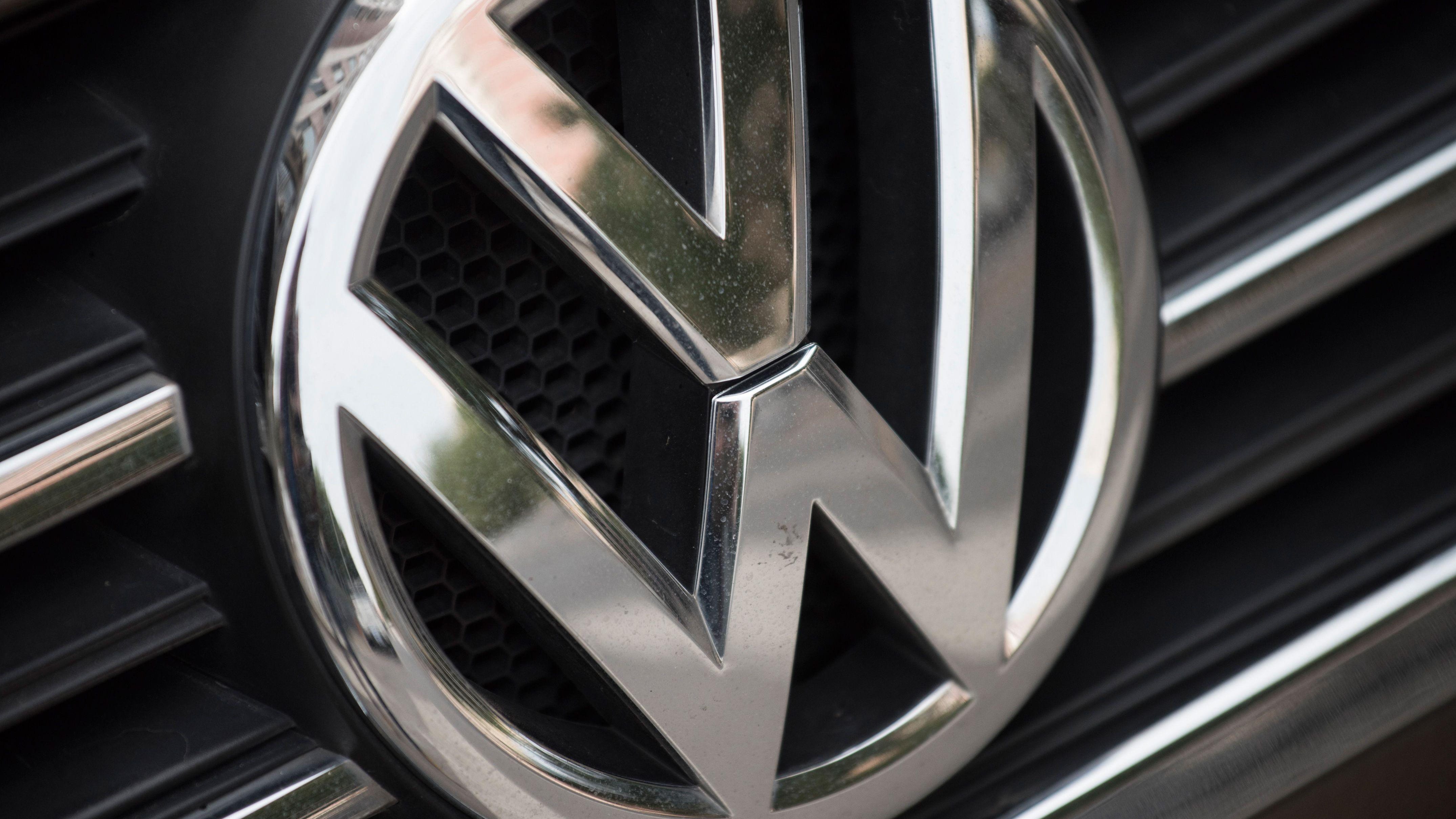 A German auto supplier, IAW GmbH, agreed to plead guilty to federal conspiracy charges and to pay a $35 million for its involvement in Volkswagen AG's global diesel emissions scandal.