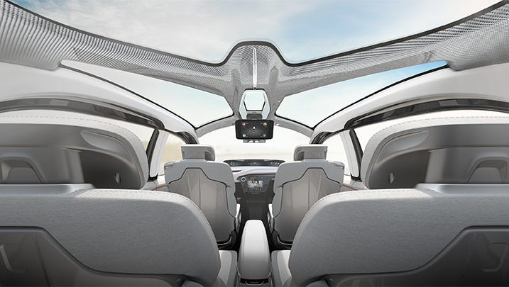 Chrysler Portal concept interior offers the driver and passengers a “third space,” an open and serene atmosphere that provides an alternative environment between work and home.