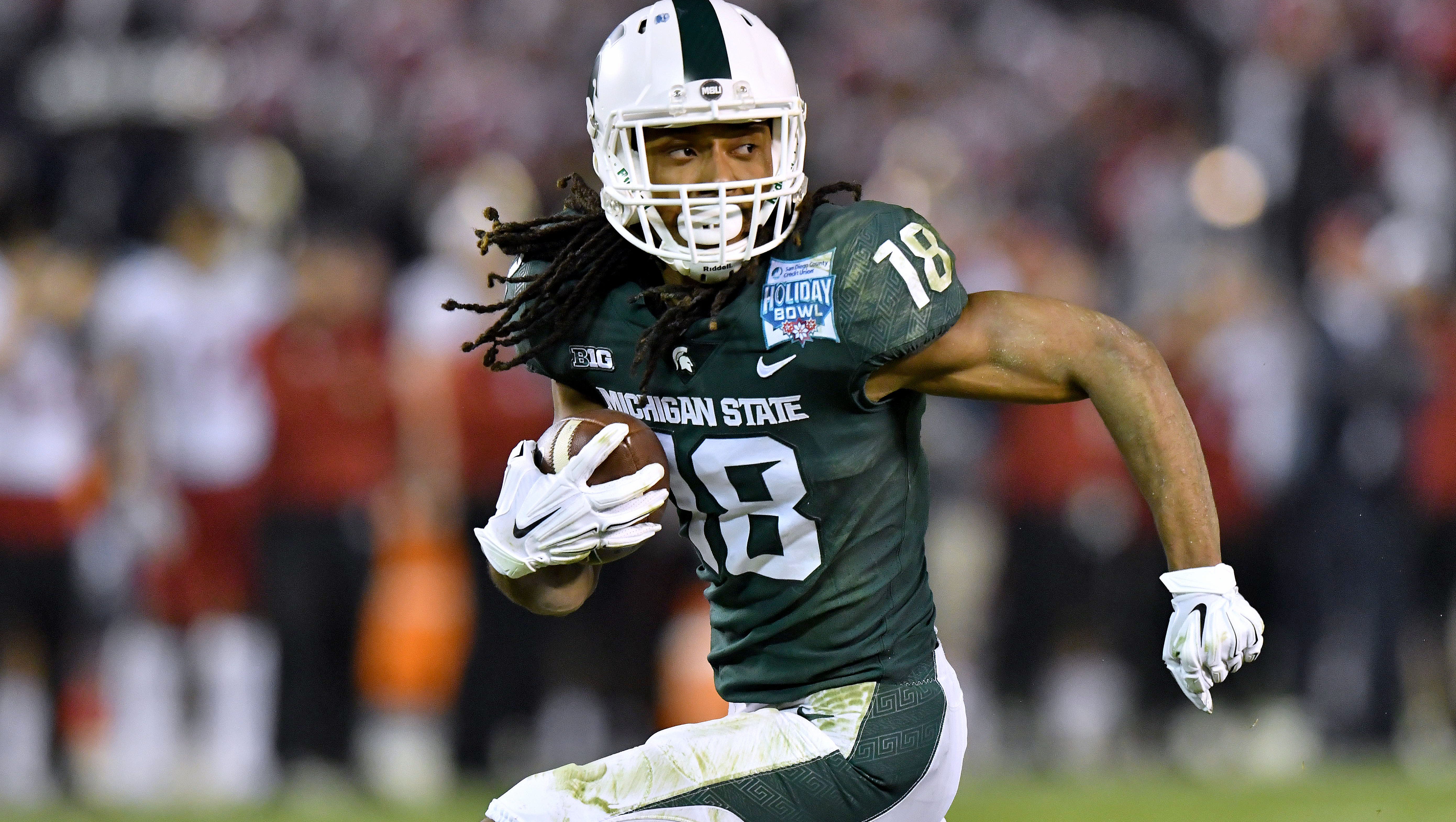 Wide receiver – Felton Davis, Sr. Davis had a big year in 2017, leading the Spartans in receptions (55), receiving yards (776), receiving yards per catch (14.1) and touchdown catches (nine) while being named second team All-Big Ten by the media. Sophomore Cam Chambers is likely to get some time here, as well as in the slot after a solid spring.