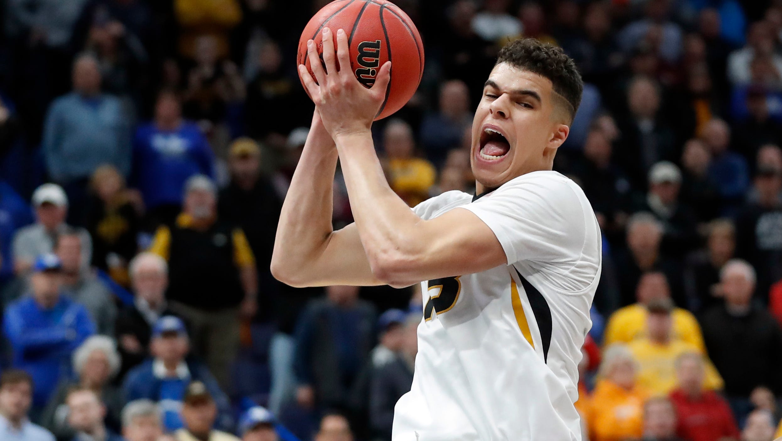 8. Cleveland Cavaliers: Michael Porter Jr., F, Fr., Missouri. Presuming that LeBron James decides to take his talents elsewhere, the Cavs will have a big hole to fill. Porter can fit the bill, but his injury history could be something of a concern. He didn't get to play a full freshman season at Missouri, but he has a versatile skill set that could translate well to the retooling Cavs.