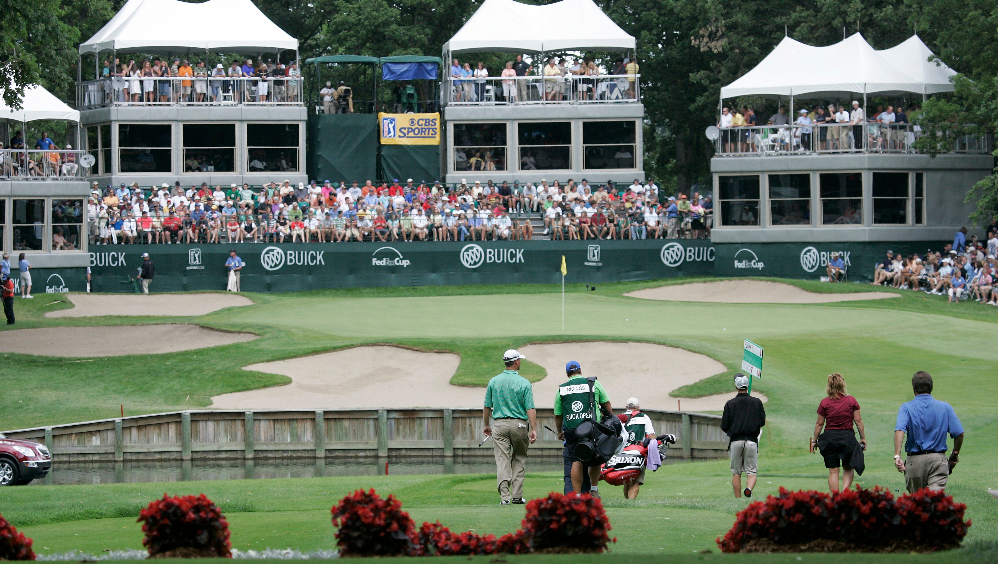 Tag Ridings walks up to the 17th green at the 2008 Buick Open. The 17th hole was once one of the rowdiest holes on the PGA Tour.