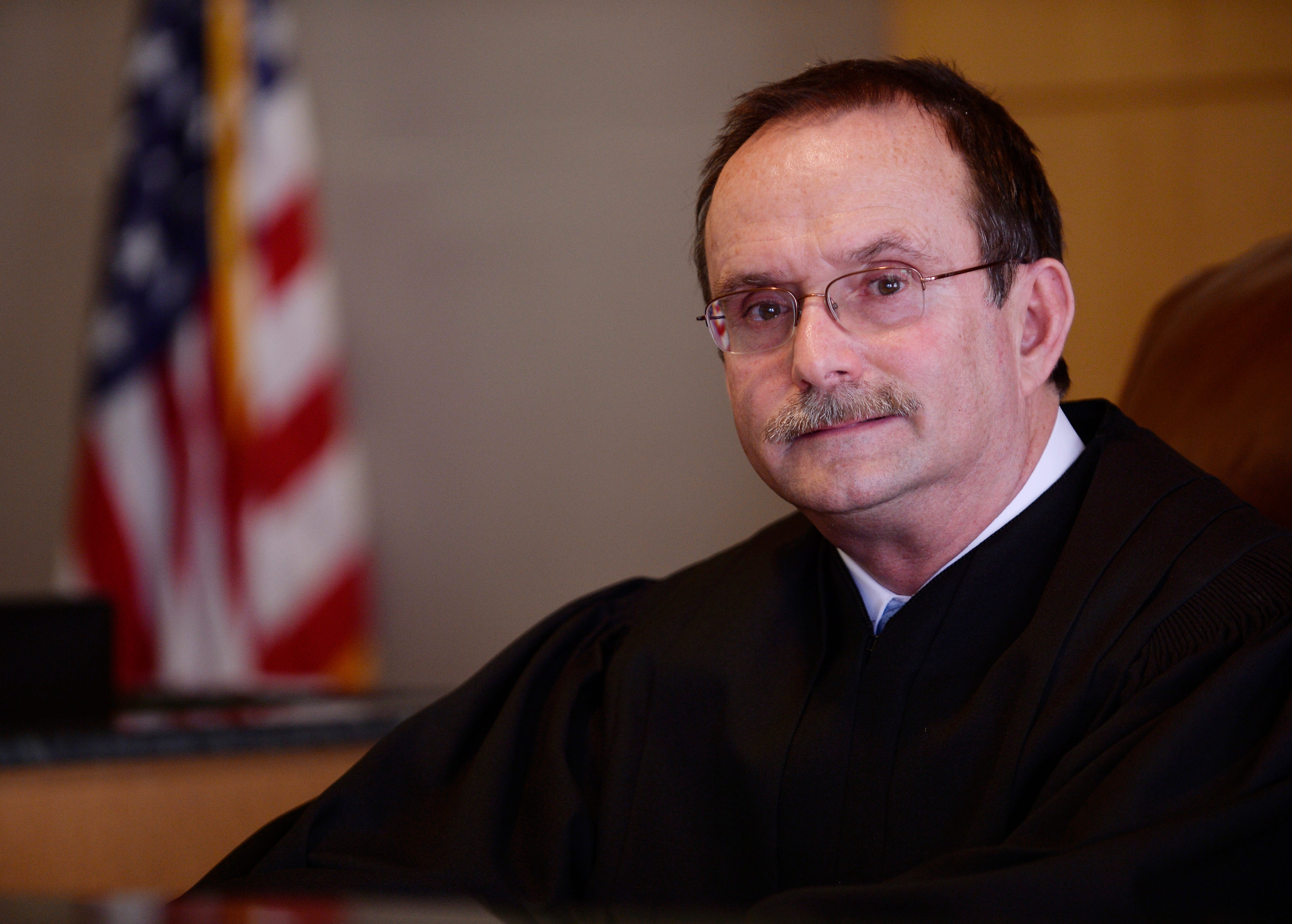 Longtime Wayne Circuit Court Judge Robert Colombo Jr. is retiring from the bench by early next year, state officials announced Wednesday.