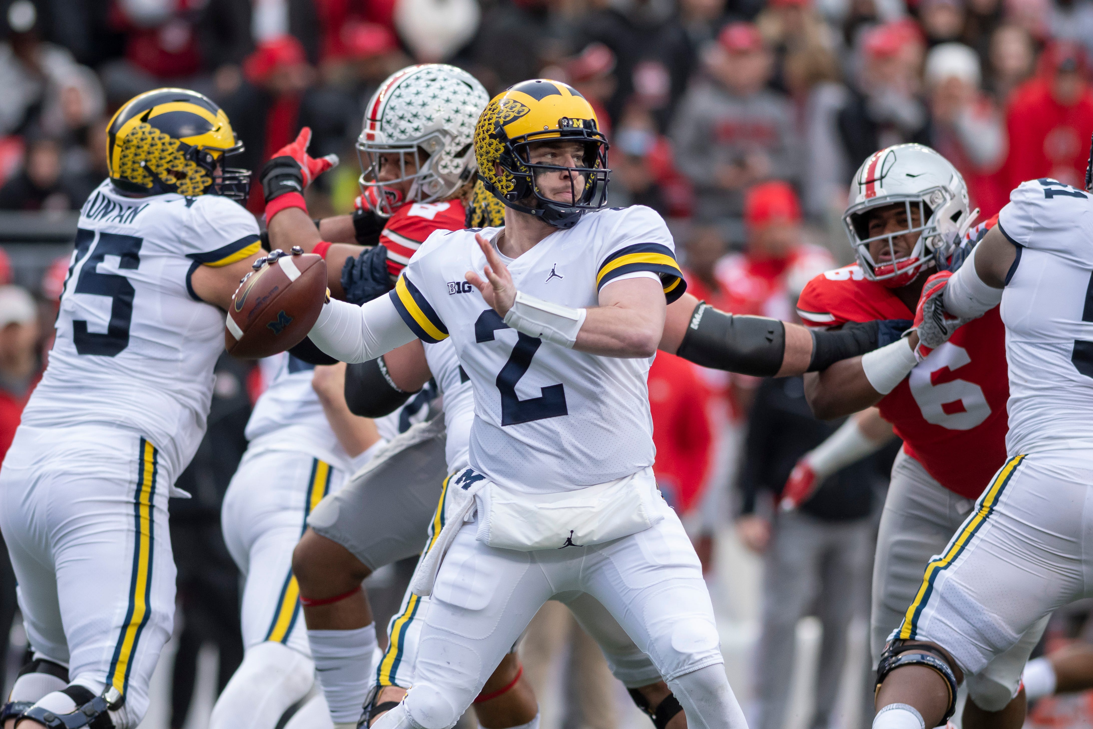 Michigan quarterback Shea Patterson throws a pass in the third quarter against Ohio State.