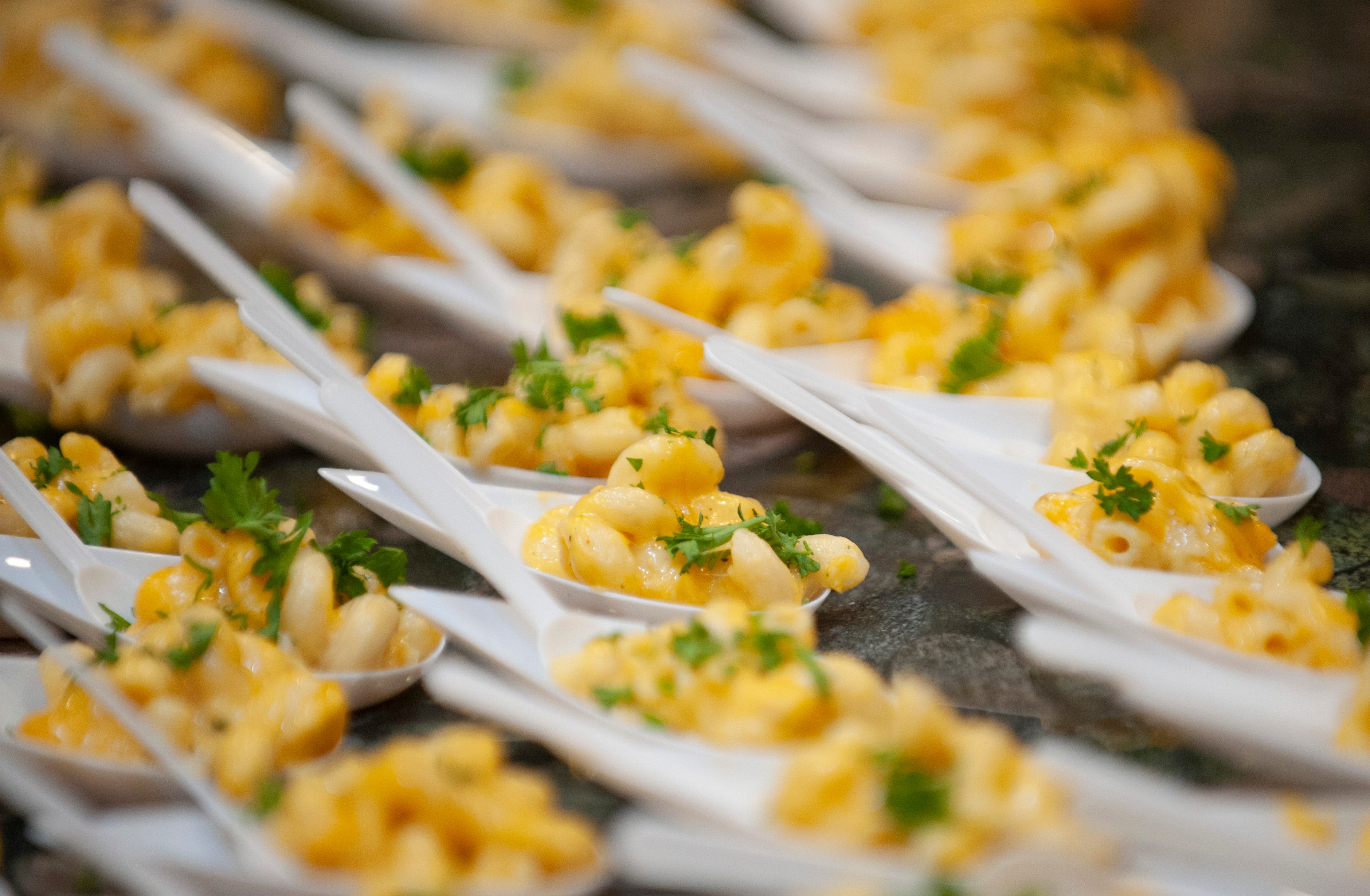 Cannabis-infused macaroni and cheese by cannabis edibles chef Gigi Diaz are displayed as free samples for guests to enjoy.
