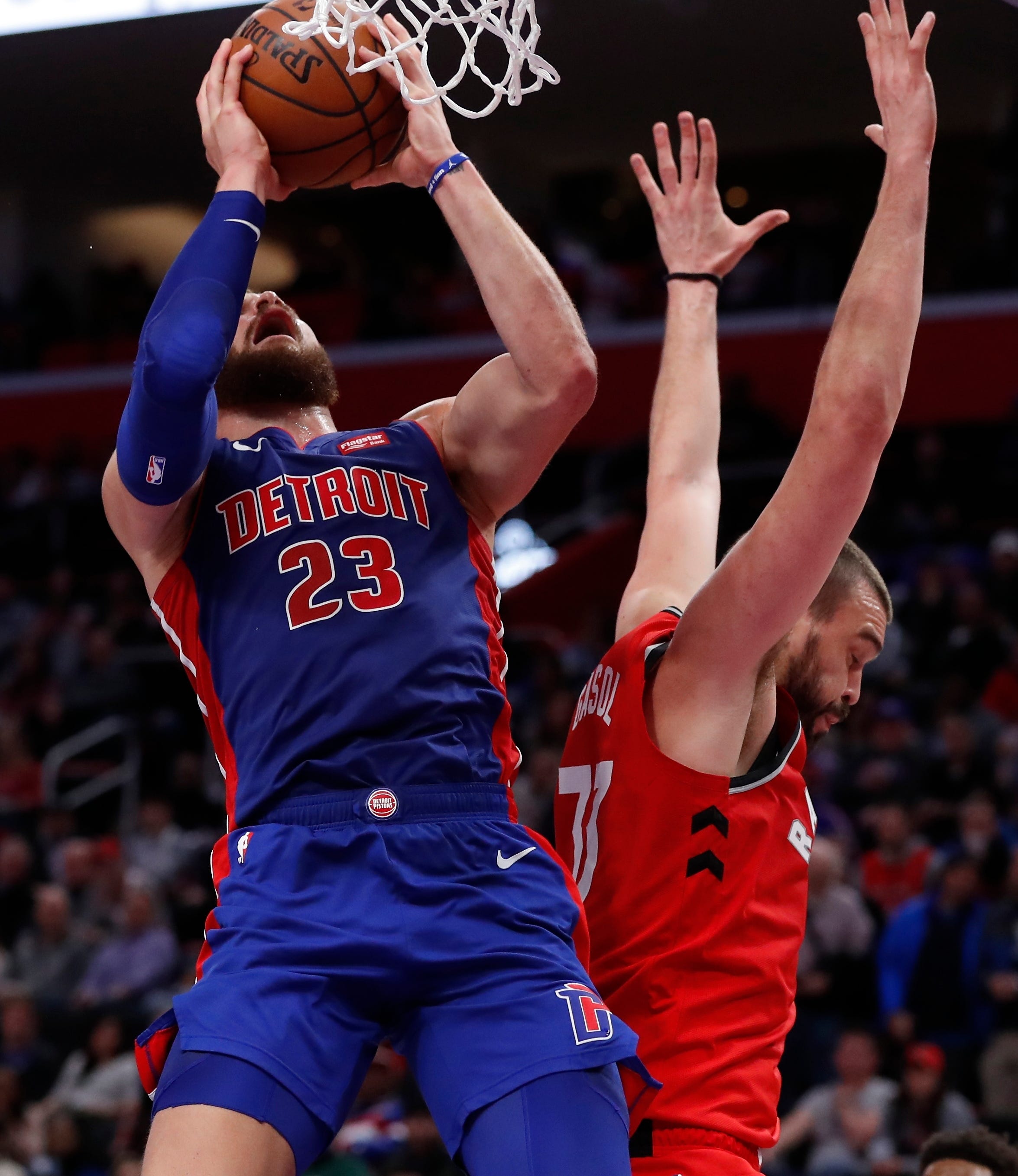 Detroit Pistons forward Blake Griffin (23) shoots as Toronto Raptors center Marc Gasol (33) defends during the first half.