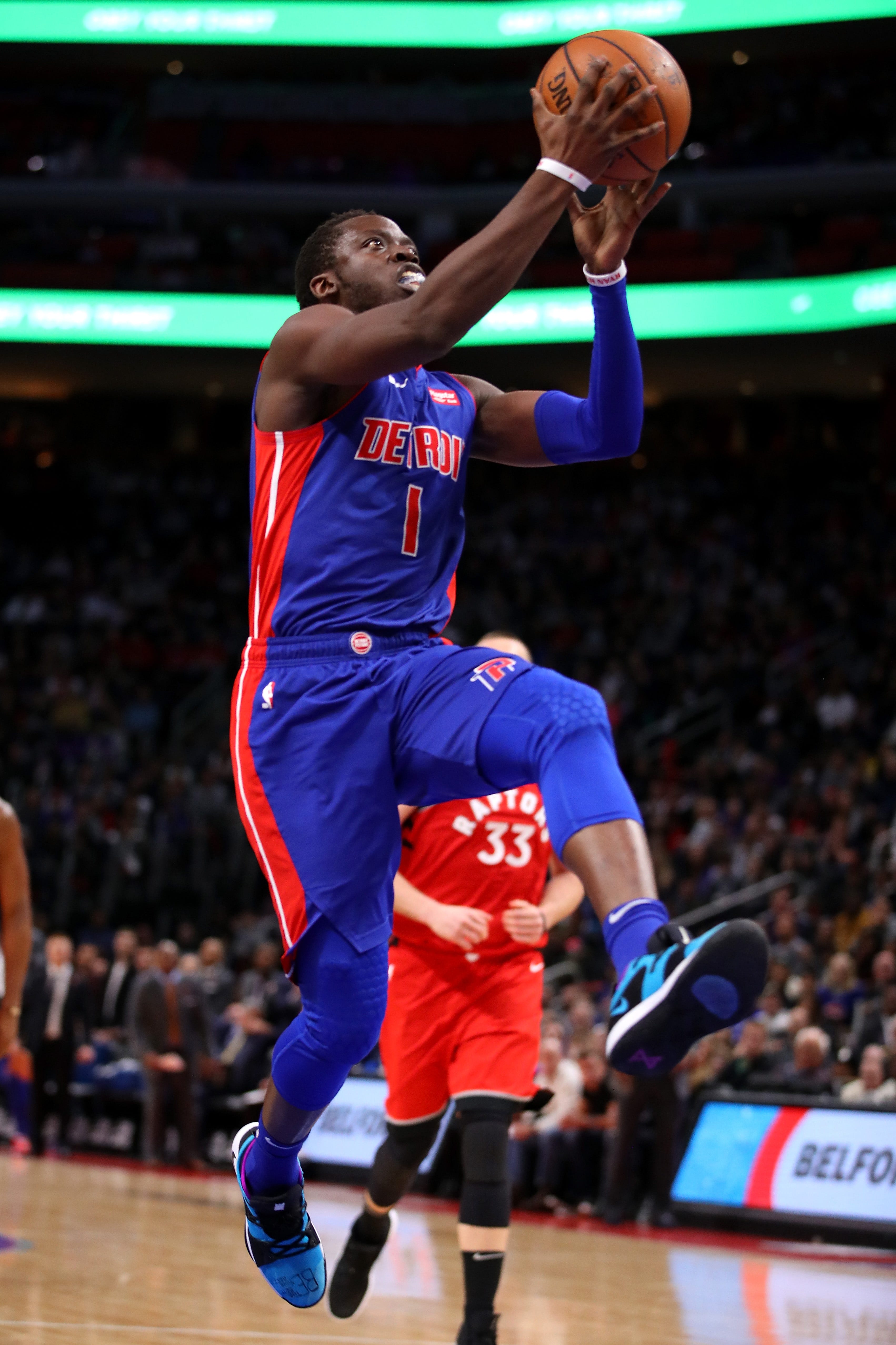 Pistons guard Reggie Jackson has posted double figures in scoring in 16 straight games.