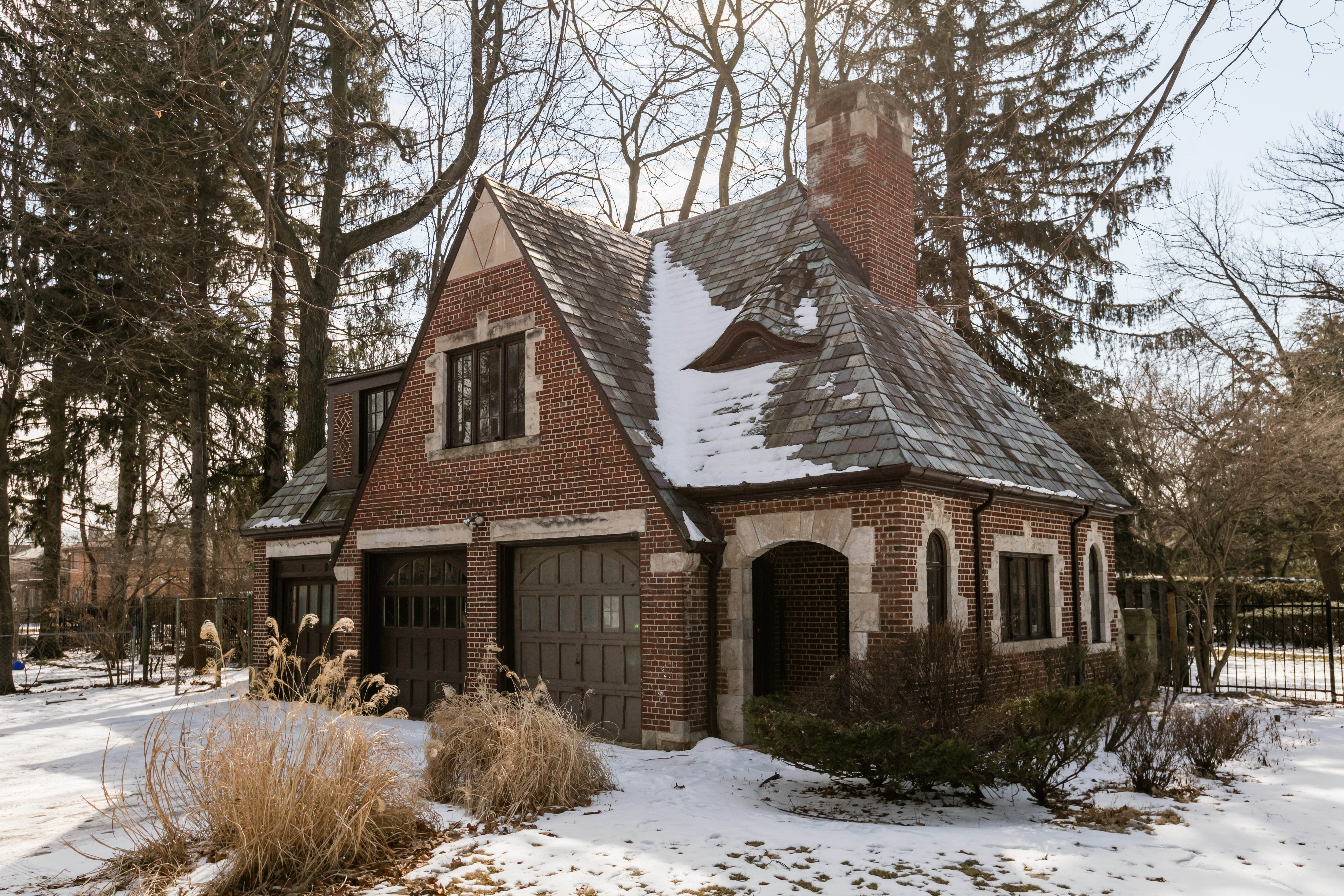 A Palmer Woods estate built in 1925 with a connection to Detroit's baseball history is for sale for the first time in more than 40 years.