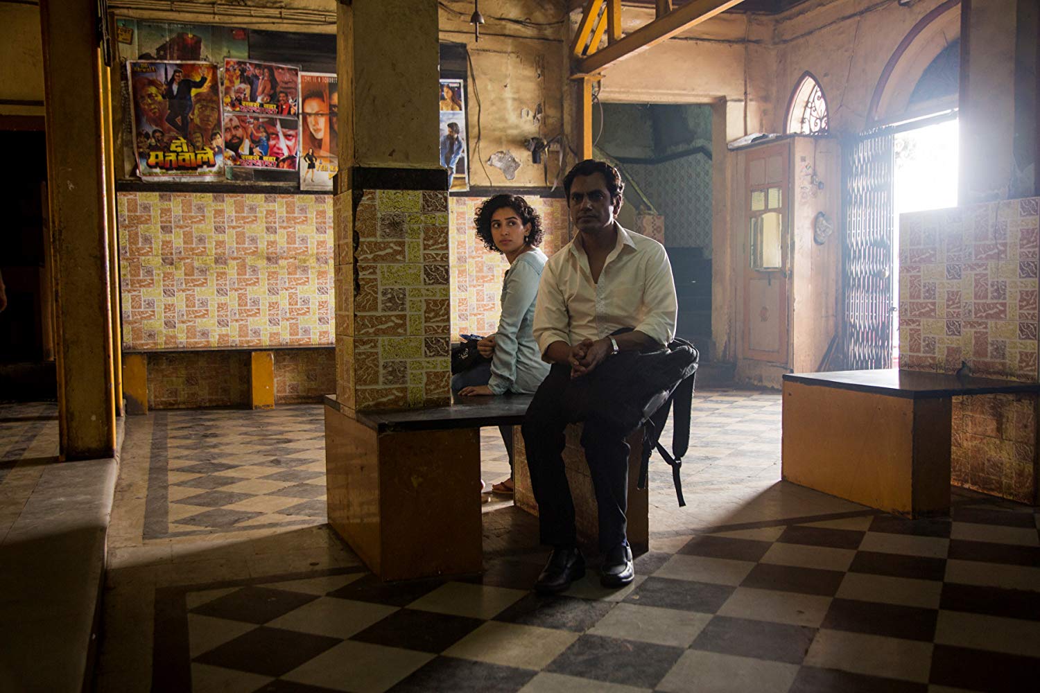 Sanya Malhotra and Nawazuddin Siddiqui in "Photograph."