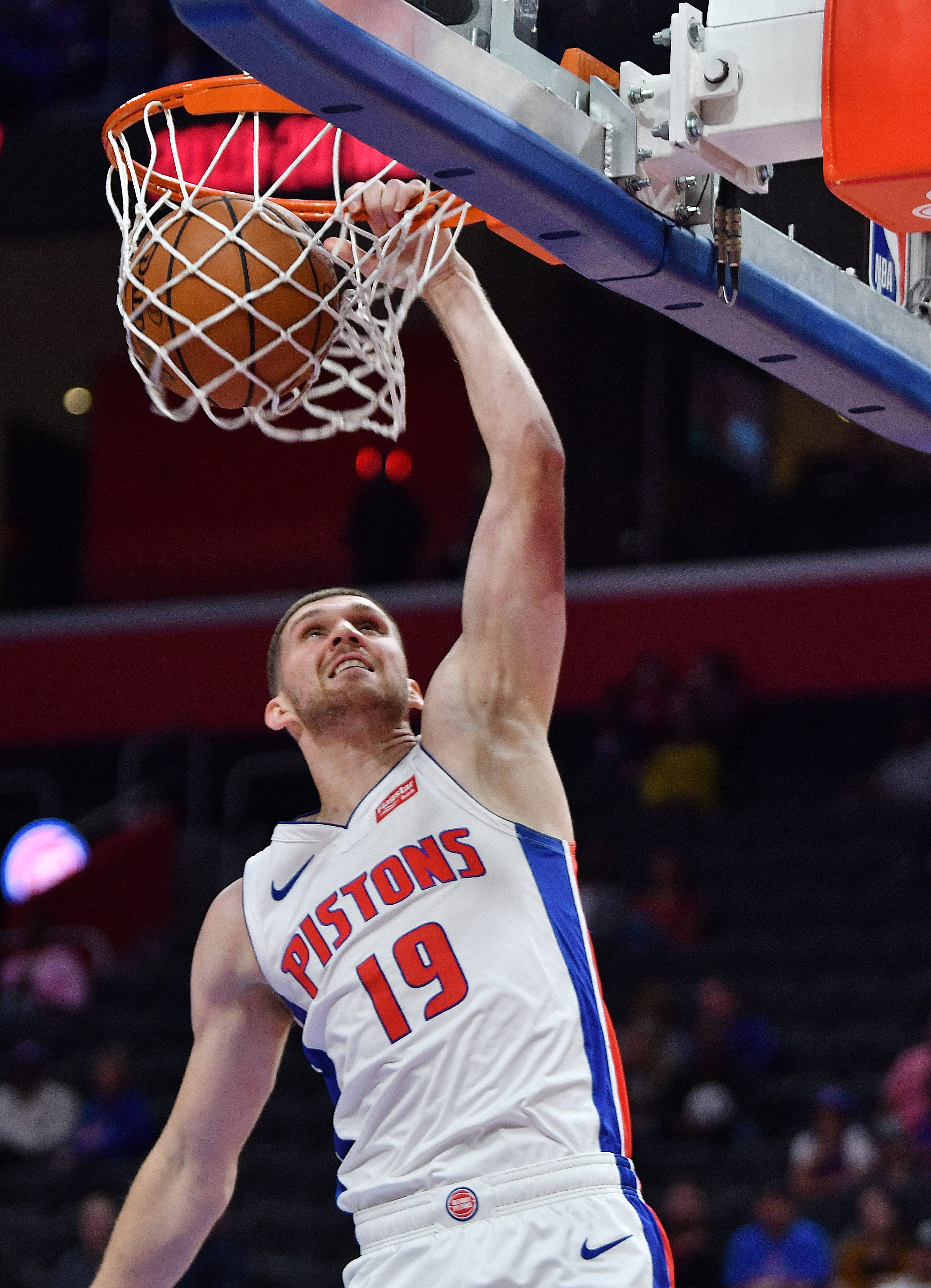 Svi Mykhailiuk: Age: 22. Ht: 6-8. Wt: 205. 2018-19 stats: 2.0 pts, 1.3 assts, 50% 3FG. Outlook: After a summer to get acclimated, Mykhailiuk looks more comfortable in the offense and has improved on the defensive end. He ’ s getting more playing time but will have to take another step to move into the regular rotation.