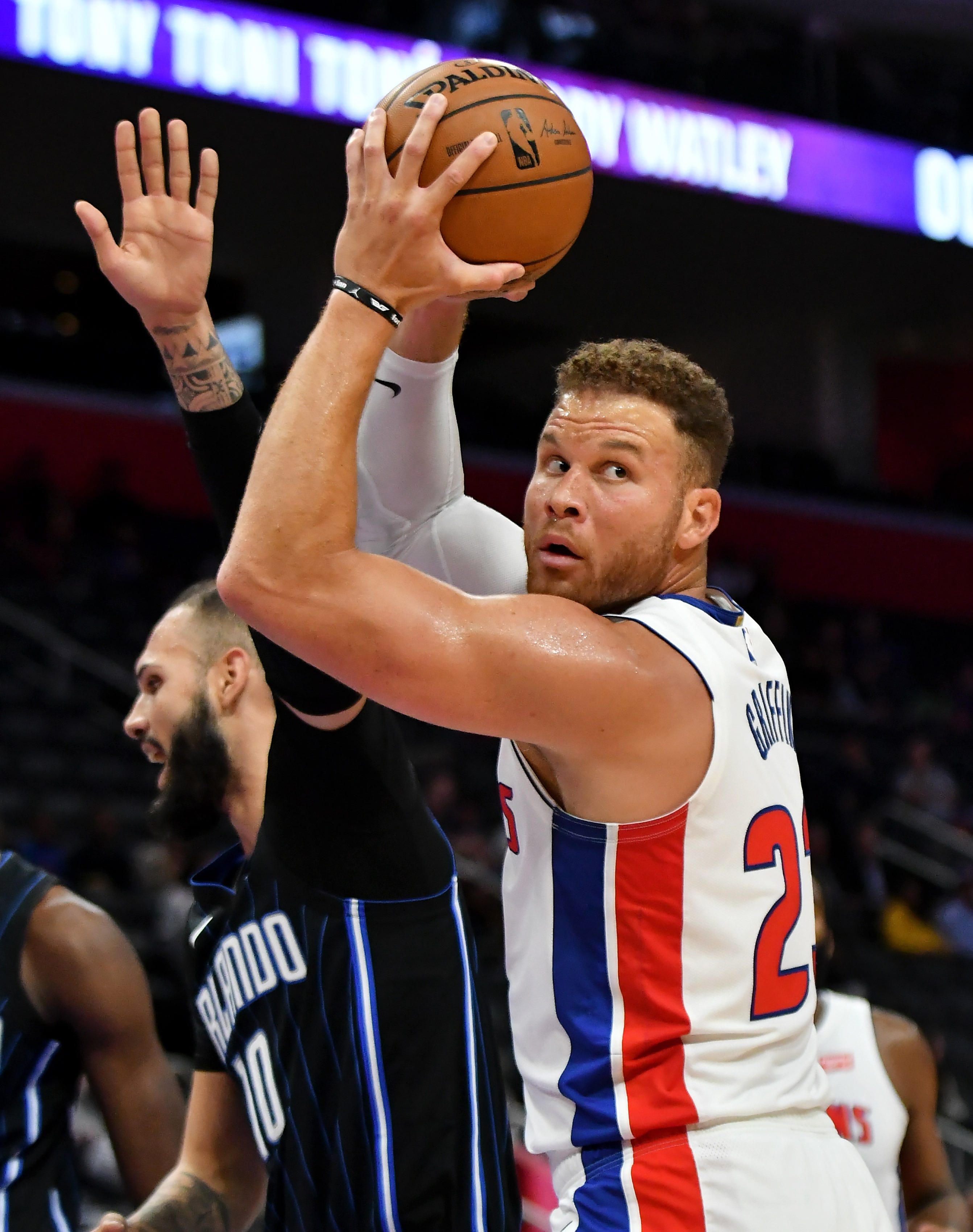 Blake Griffin: Age: 30. Ht: 6-10. Wt: 250. 2018-19 stats: 24.5 pts, 7.5 rebs, 5.4 assts, 36% 3FG. Outlook: He had another All-NBA season and was dominant when he was healthy, in 75 games. Griffin could see more rest this season, but the versatile skill set still is impressive. They ’ ll also dial down his usage, hoping to keep him fresher for late-game situations.