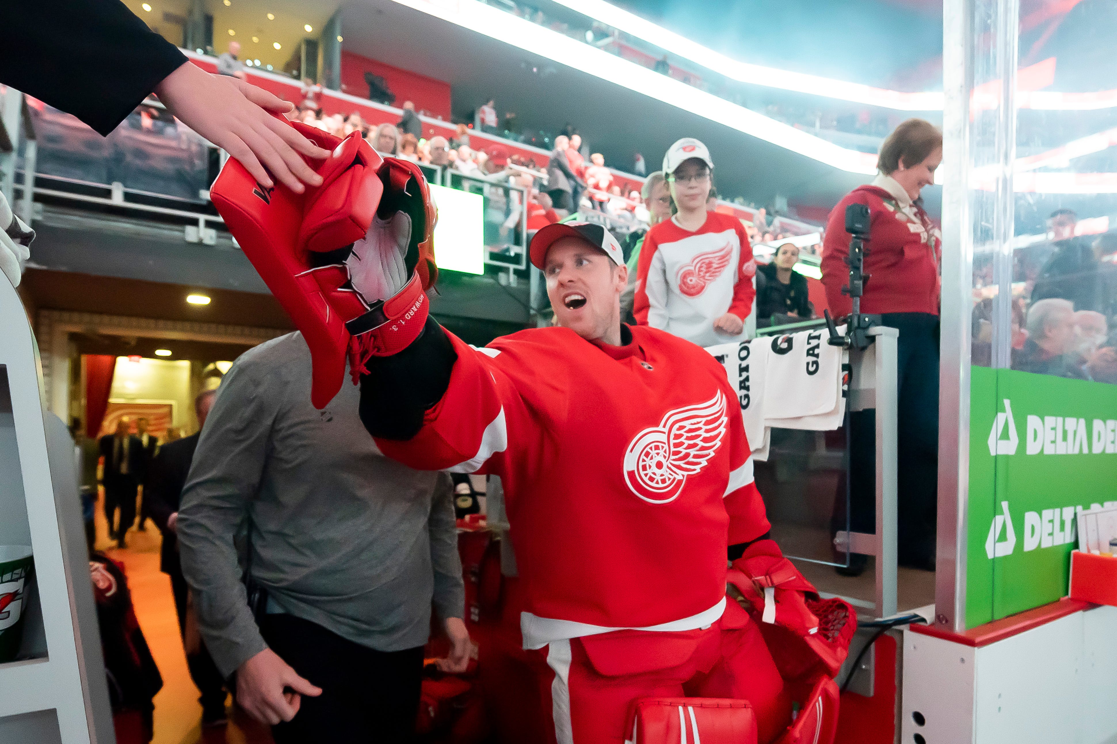 Jimmy Howard – AGE: 36. CONTRACT: Unrestricted free agent. STATS: 2-23-2, .882 SVS, 4.20 GAA. COMMENT: Simply put, nothing went right for Howard in what likely was his last season with the Wings. Howard didn’t get much help in front of him, but he didn’t make nearly enough stops, either. A sad ending to a fine Wings career. GRADE: F.