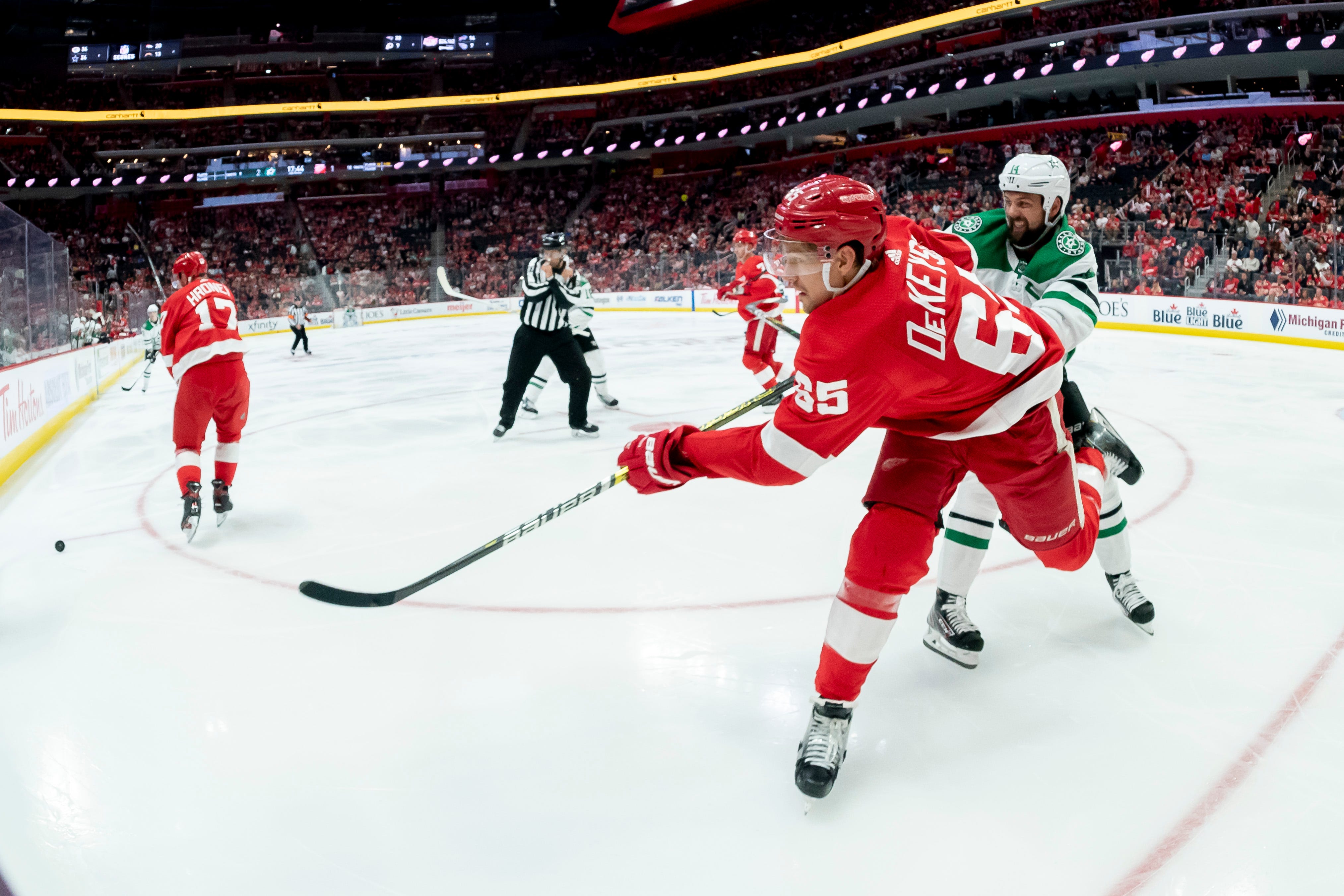 Danny DeKeyser – AGE: 30. CONTRACT: Ends 2022, $5 million per. STATS: 8 games, 0 goals, 4 assists. COMMENT: It was a frustrating season for DeKeyser, who had surgery for a herniated disc. The Wings didn’t have the depth to absorb an injury loss like this one. GRADE: Incomplete.