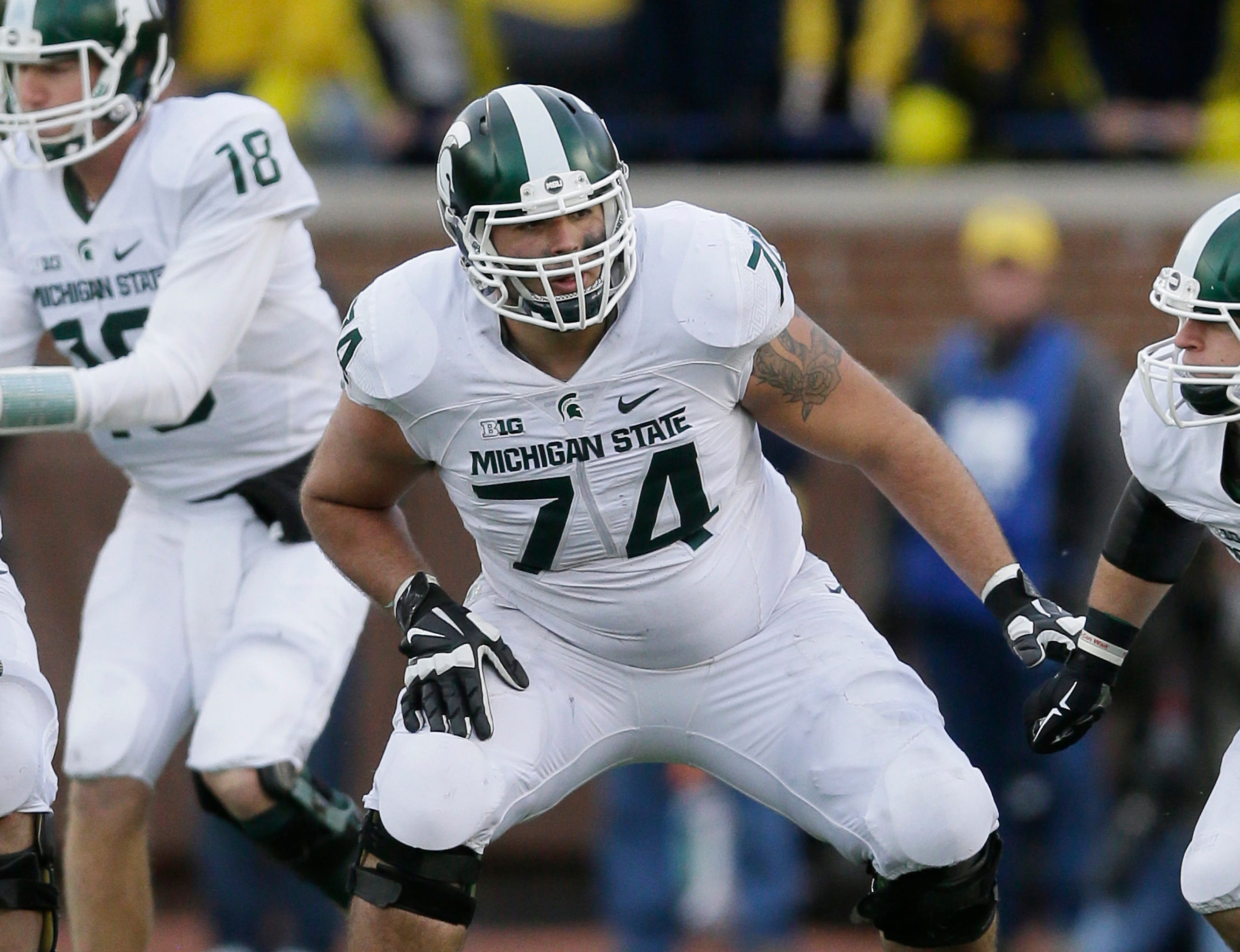 OFFENSIVE LINE – Jack Conklin, 2013-15: The former walk-on was named a first-team All-American as a junior and the following spring became the first Spartan offensive lineman to be picked in the first round since Tony Mandarich in 1989. Conklin started 38 of 39 career games (35 at left tackle and three at right tackle) and was part of Michigan State’s record-breaking 2014 offense before reaching the College Football Playoff in 2015.