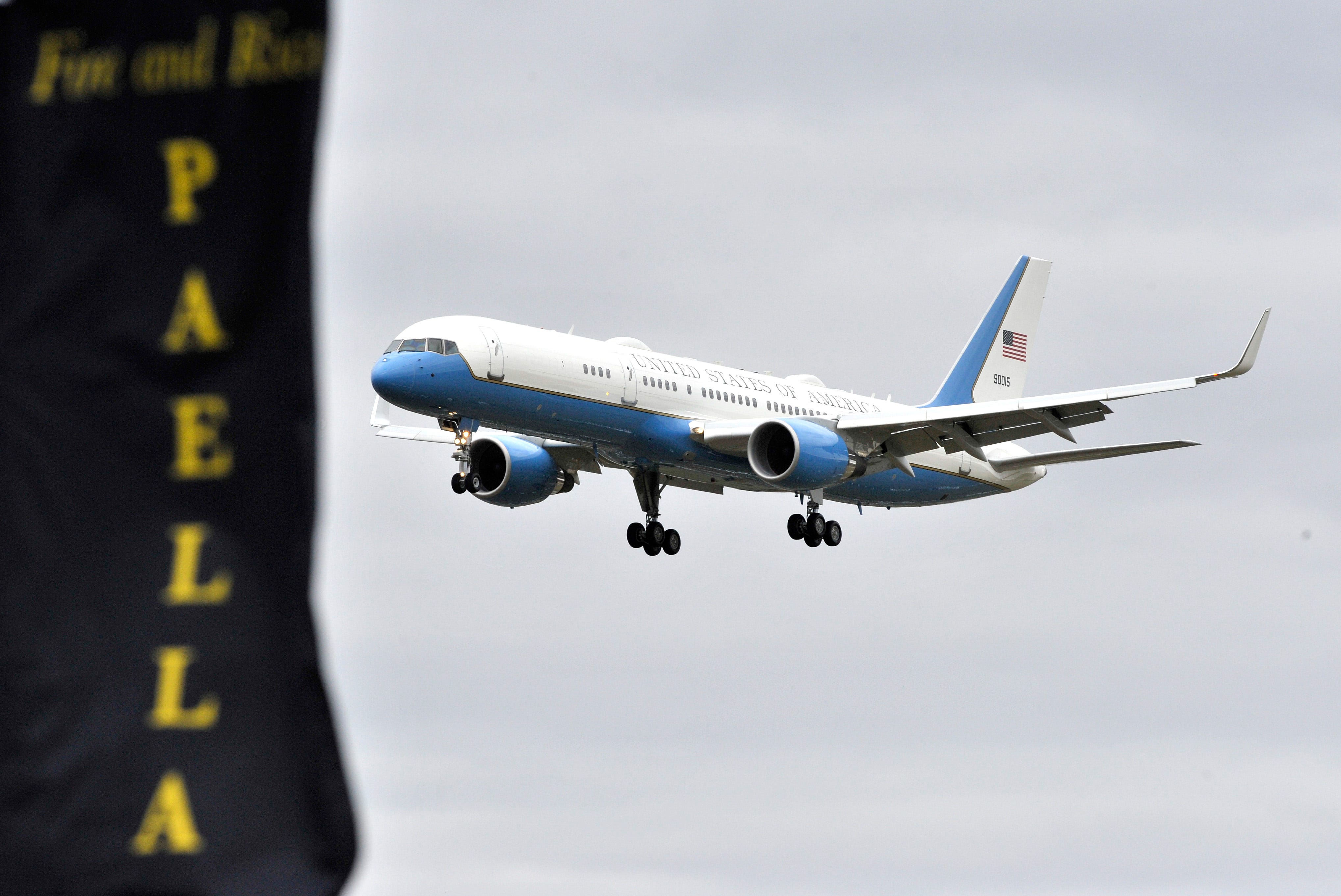 Air Force One prepares to land at the Oakland International Airport in Waterford Township.