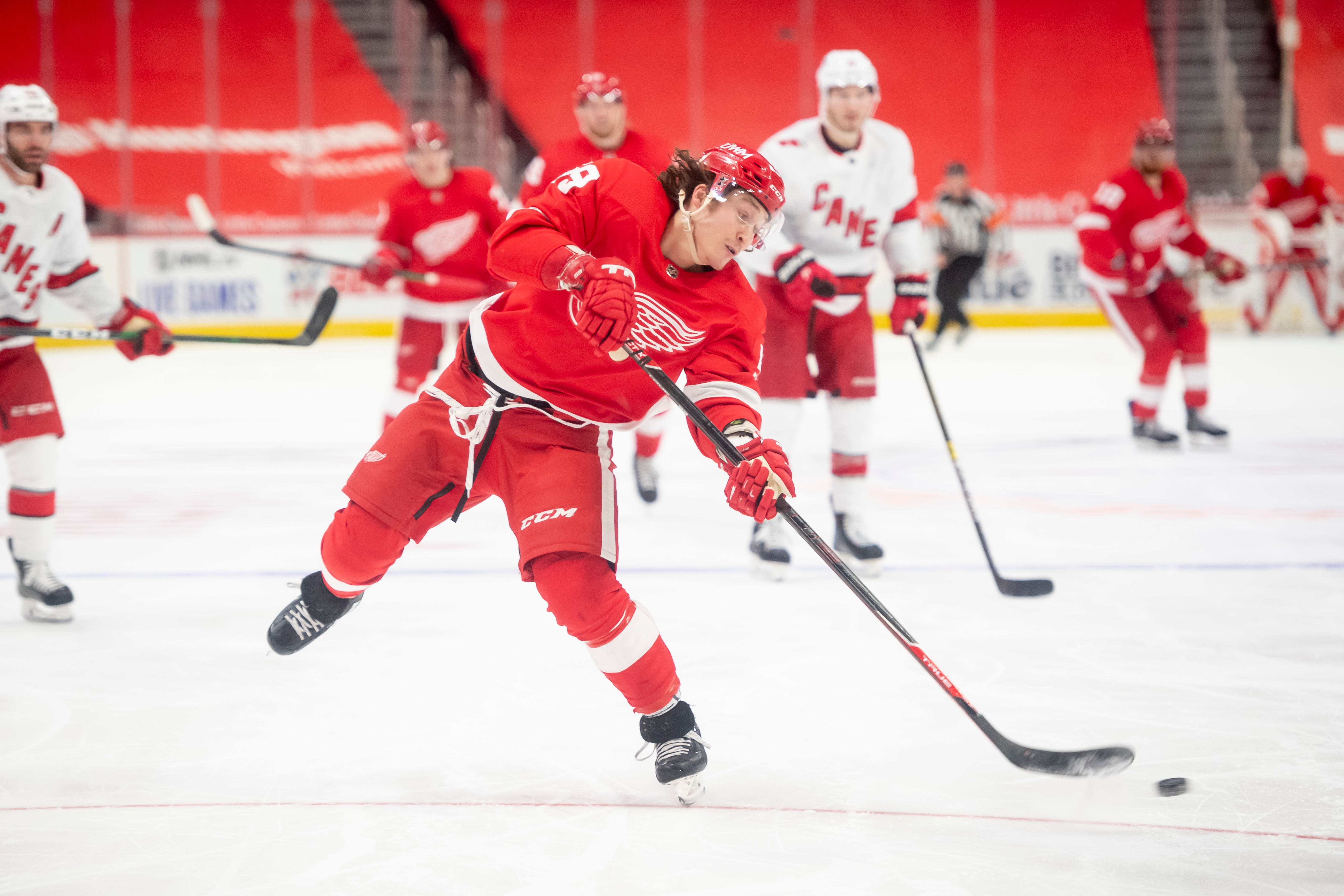 Detroit left wing Tyler Bertuzzi shoots the puck in the third period.