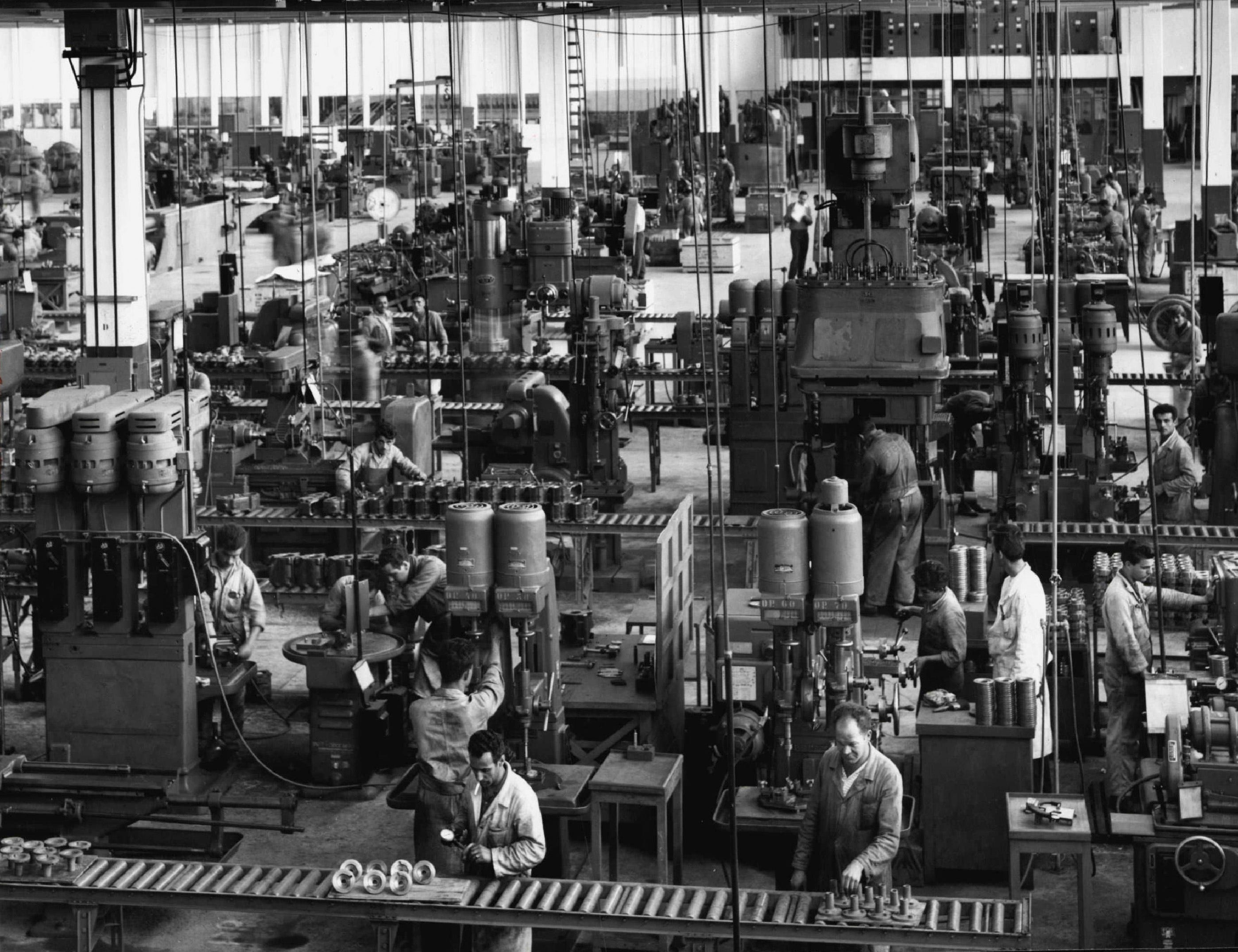 Detroit or Flint? Neither. Shown is a partial view of the B.H. Willys Overland do Brasil Axle and Transmission plant in Sao Paule, Brazil, March 25, 1962. In the foreground, machining of differential cases and gear and trasfer boxes. In the background, section for machining of castings.