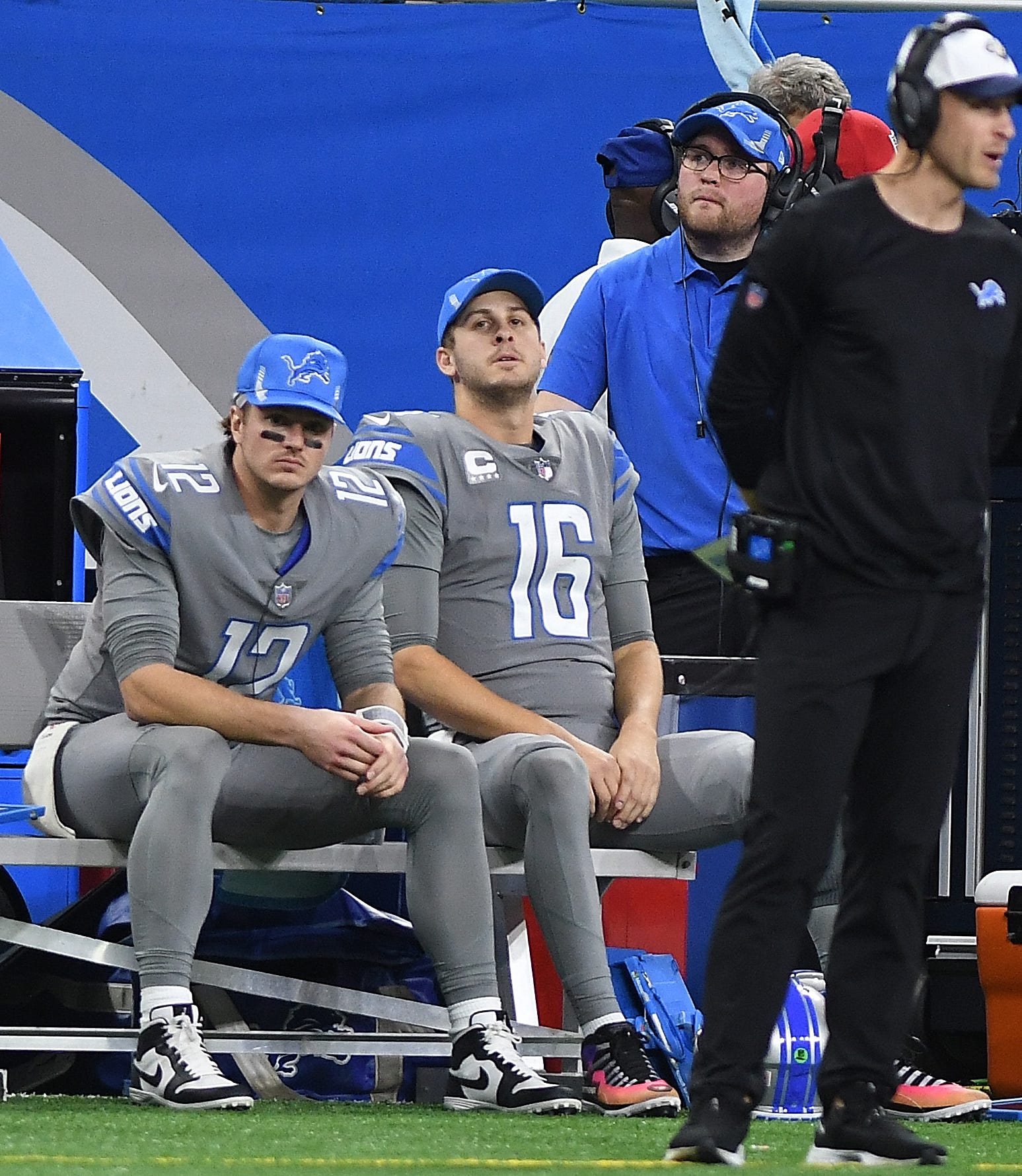 Lions' quarterbacks Tim Boyle and Jared Goff on the bench after Goff fumbled the ball in the fourth quarter.