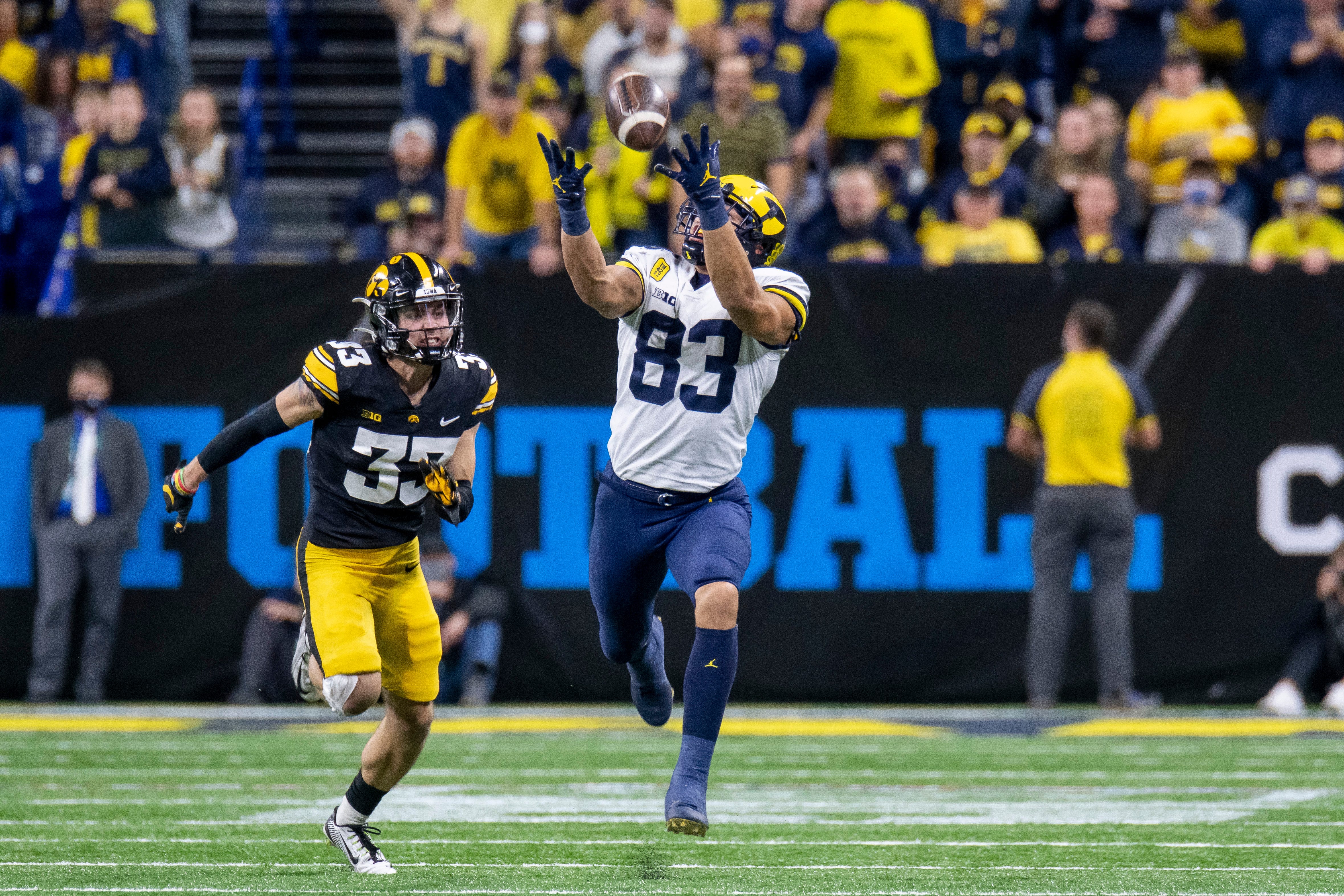 Michigan tight end Erick All catches a pass for a 38-yard gain during the fourth quarter.